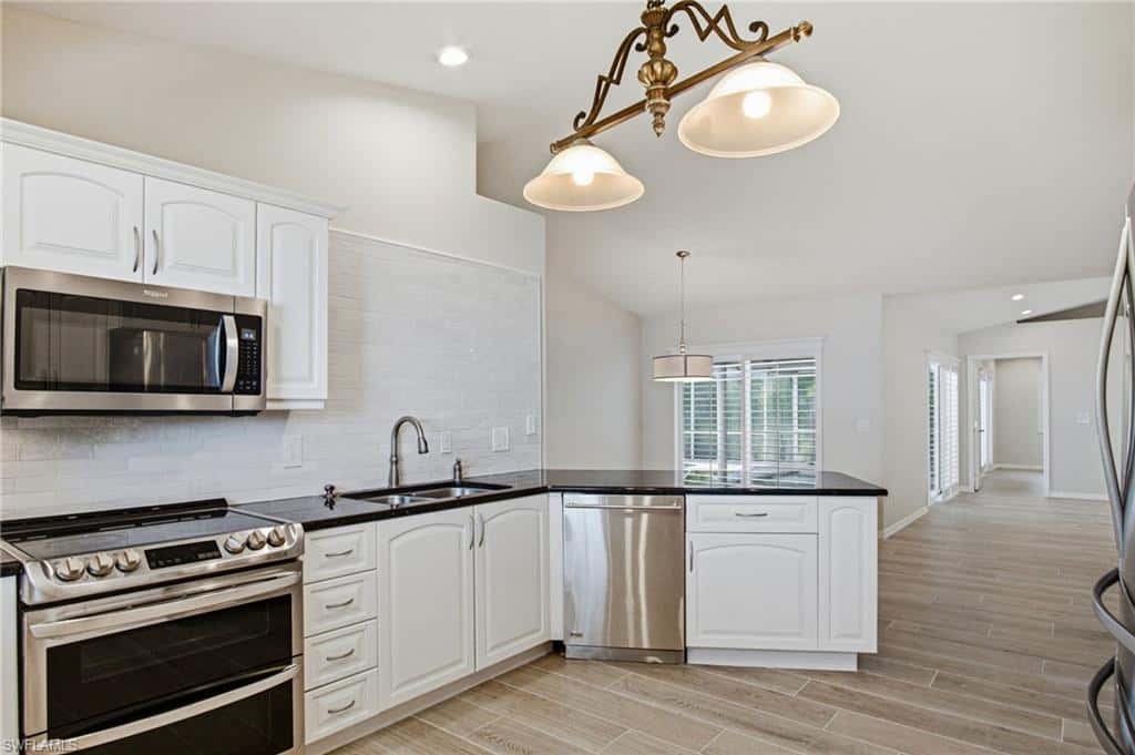 25273 Moriah Ln, Bonita Springs, photo 10
