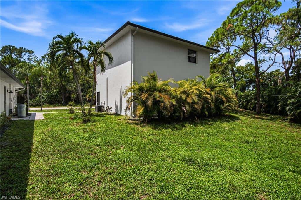 25273 Moriah Ln, Bonita Springs, photo 39
