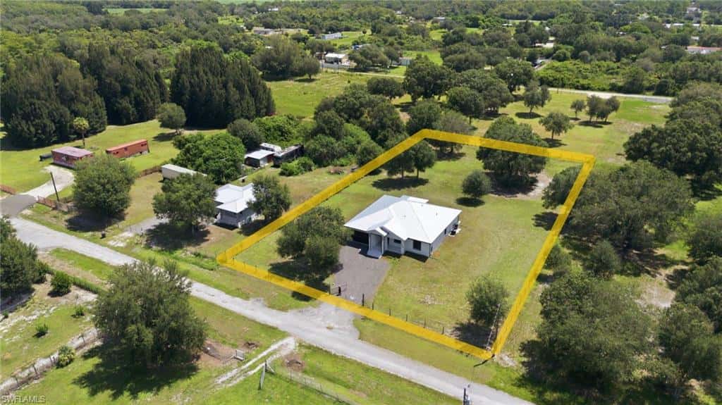 745 Estribo St, Clewiston, photo 42