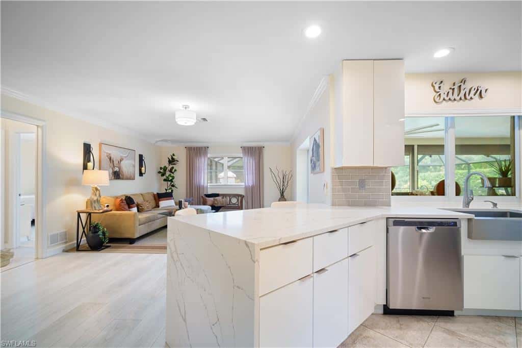 2236 Queens Blvd, Naples, photo 23