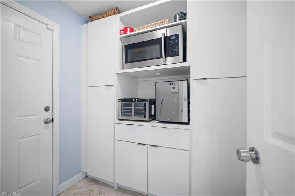 2236 Queens Blvd, Naples, photo 35