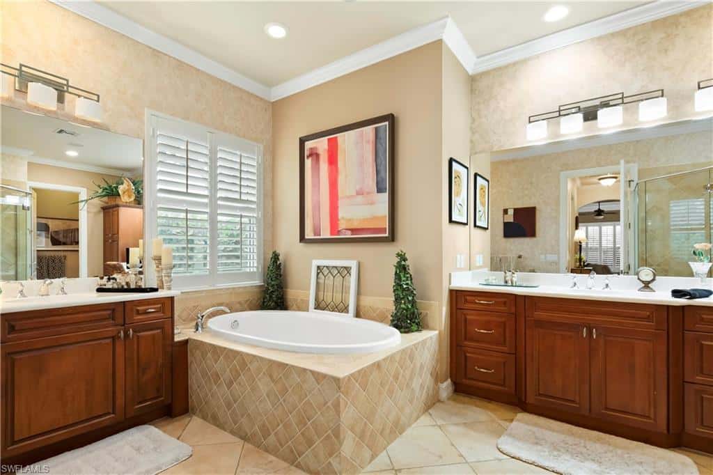 5038 Rustic Oaks Cir, Naples, photo 12