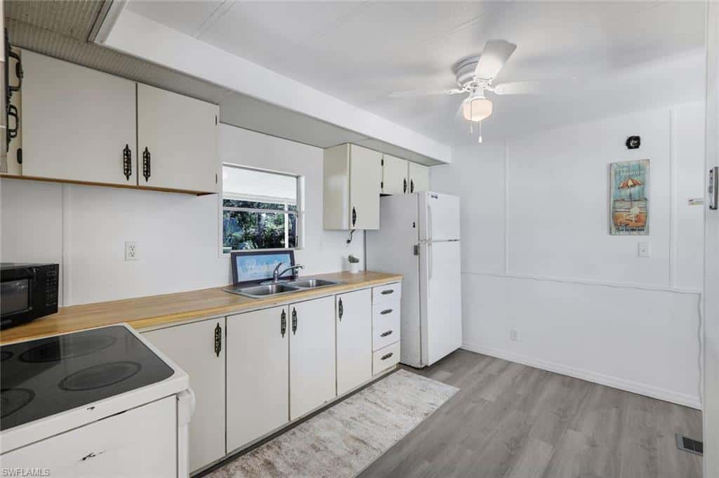27397 Duvernay Dr, Bonita Springs, photo 13