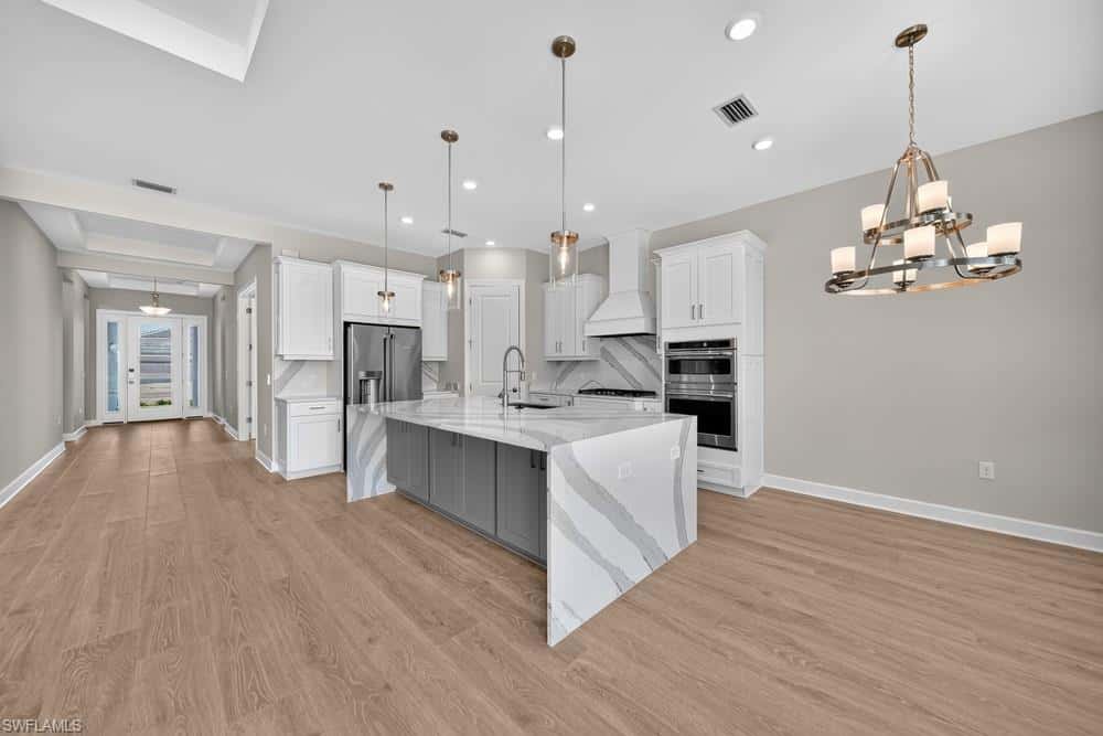 15690 Genova Dr, Naples, photo 6