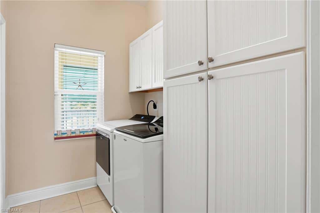 468 Capri Ct, Marco Island, photo 39