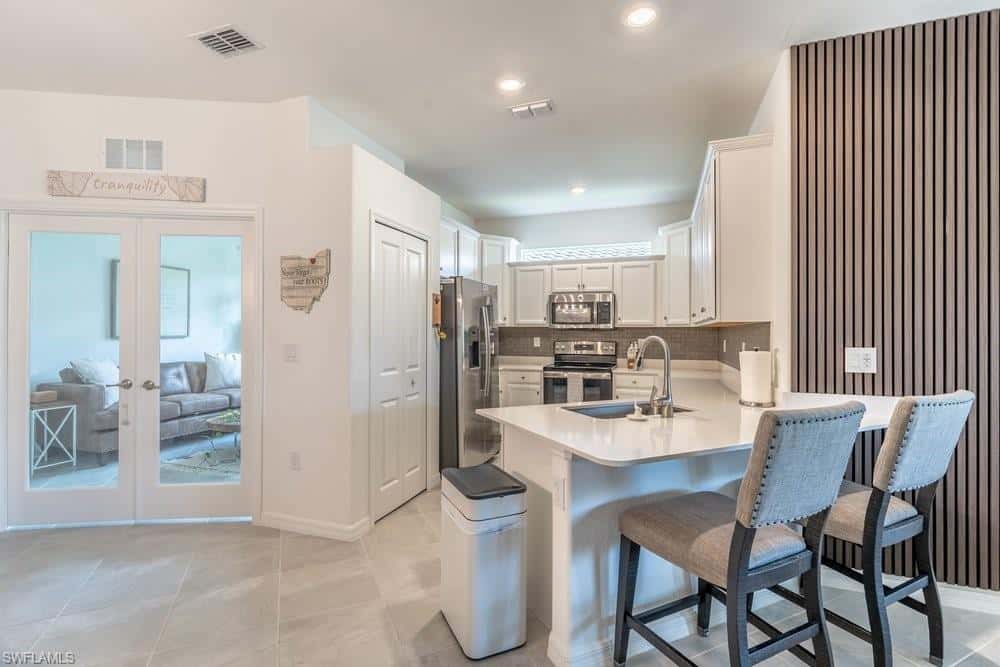 2645 Vine Ave, Naples, photo 6