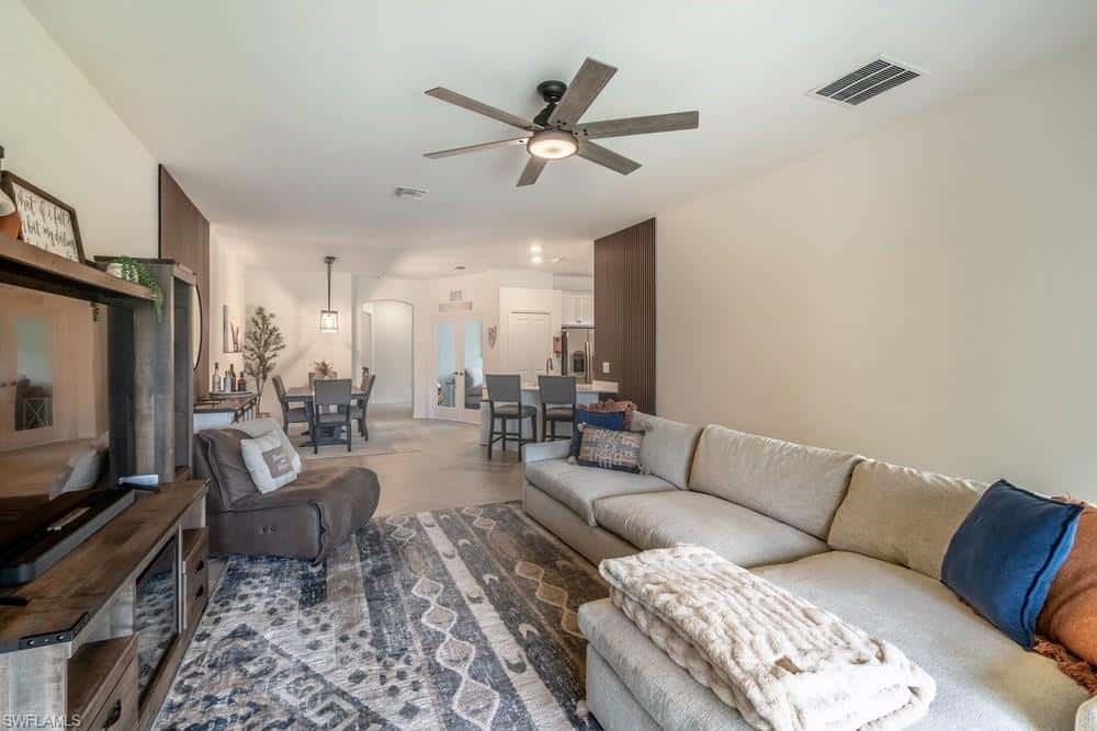 2645 Vine Ave, Naples, photo 11