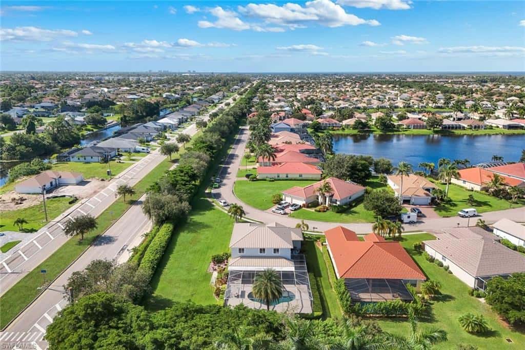 2545 Ashbury Cir, Cape Coral, photo 35