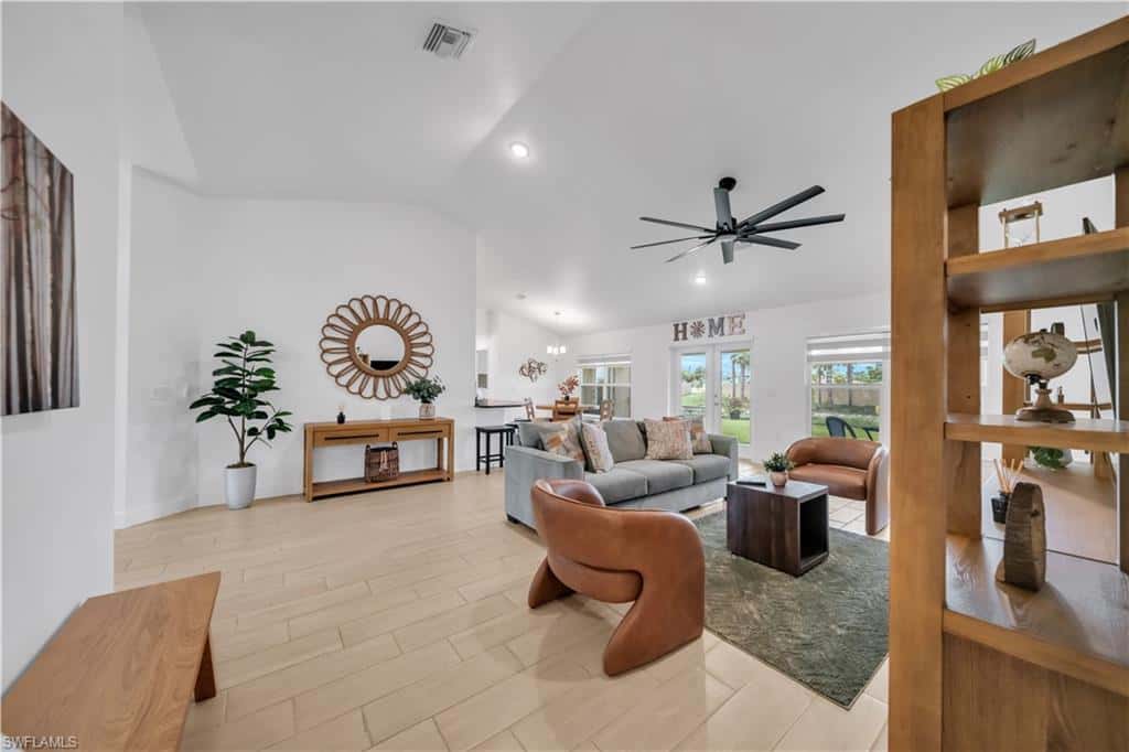 125 11th Ter, Cape Coral, photo 12
