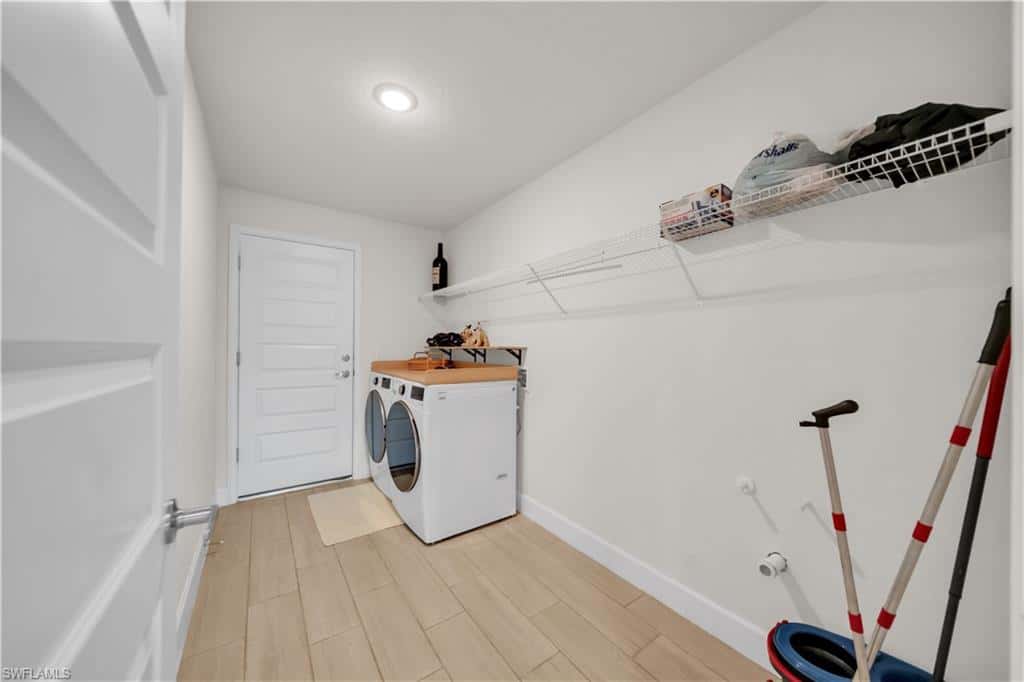 125 11th Ter, Cape Coral, photo 22