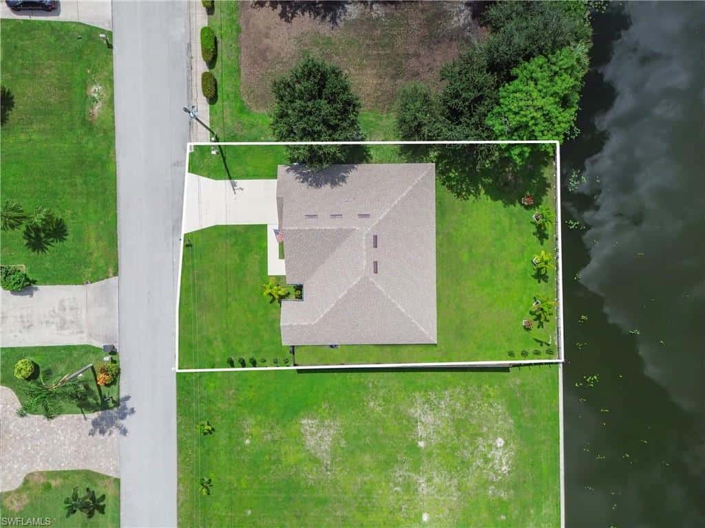 125 11th Ter, Cape Coral, photo 5