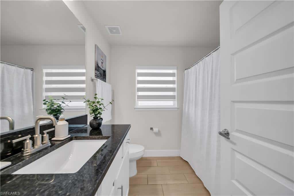 125 11th Ter, Cape Coral, photo 38