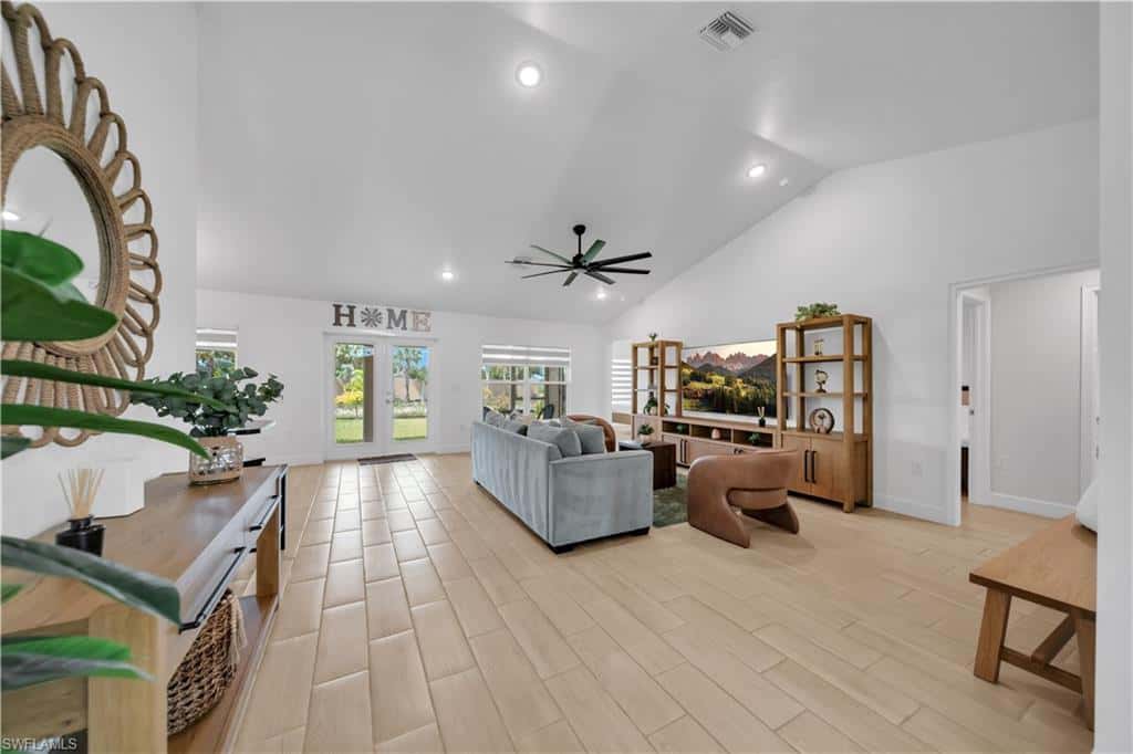 125 11th Ter, Cape Coral, photo 11