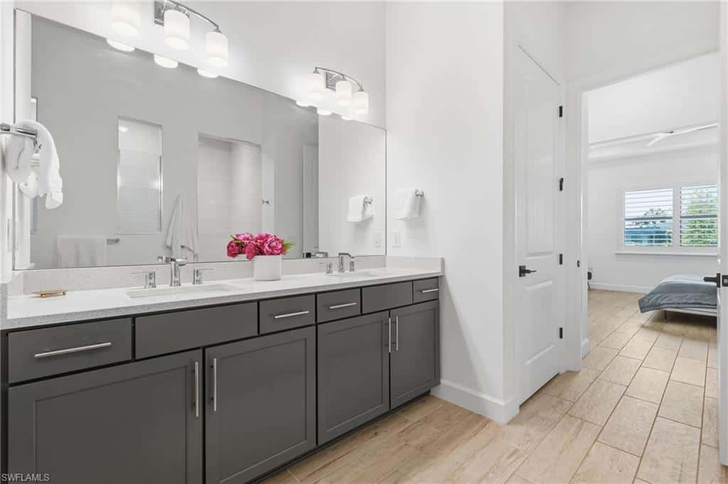1925 Don Benito Way, Naples, photo 22