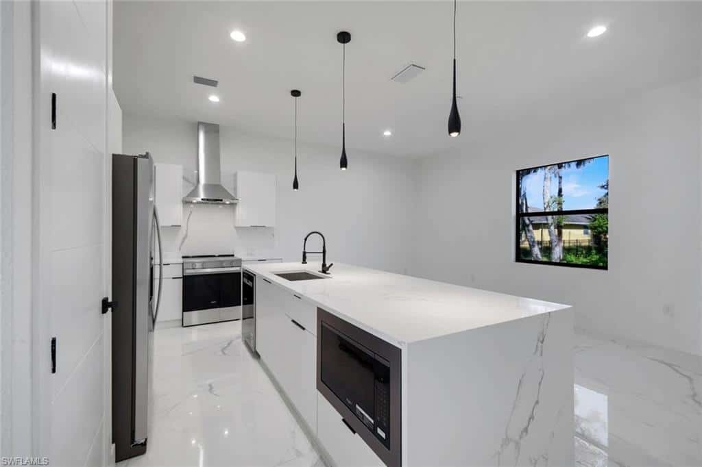 6044 Acorn Cir, Labelle, photo 13