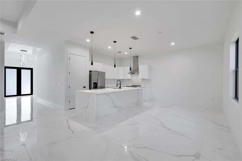 6044 Acorn Cir, Labelle, photo 9
