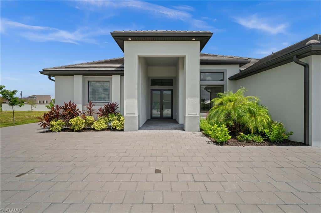 3307 3rd St, Cape Coral, photo 4