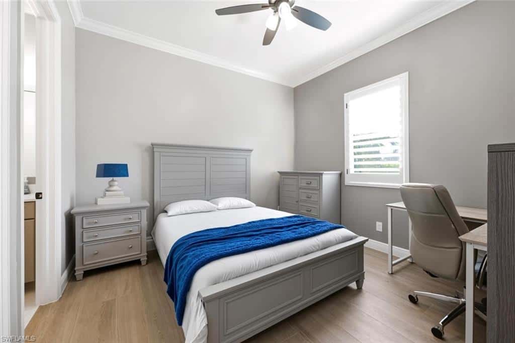 8986 Redonda Dr, Naples, photo 32