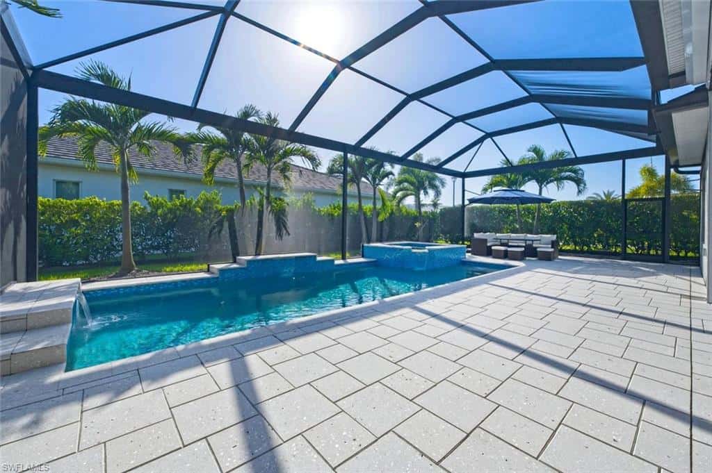8986 Redonda Dr, Naples, photo 40