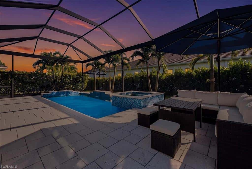 8986 Redonda Dr, Naples, photo 39