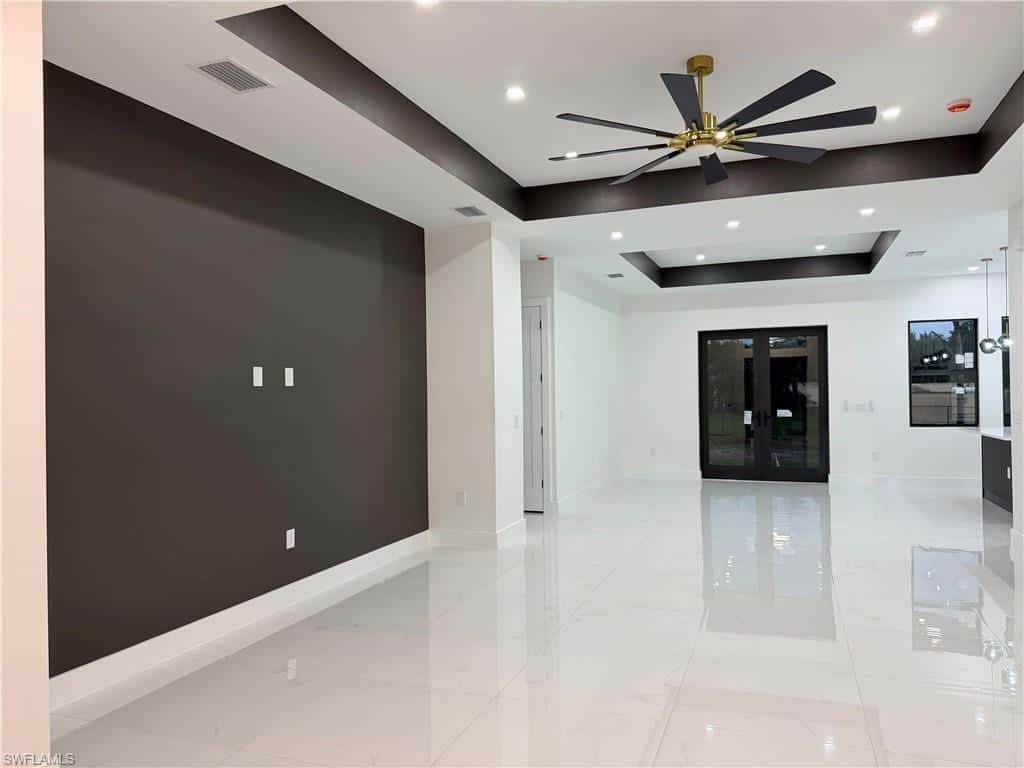 808 Maple Ave, Lehigh Acres, photo 5