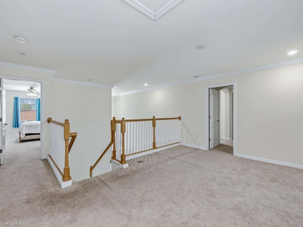 1577 Vizcaya Ln, Naples, photo 7