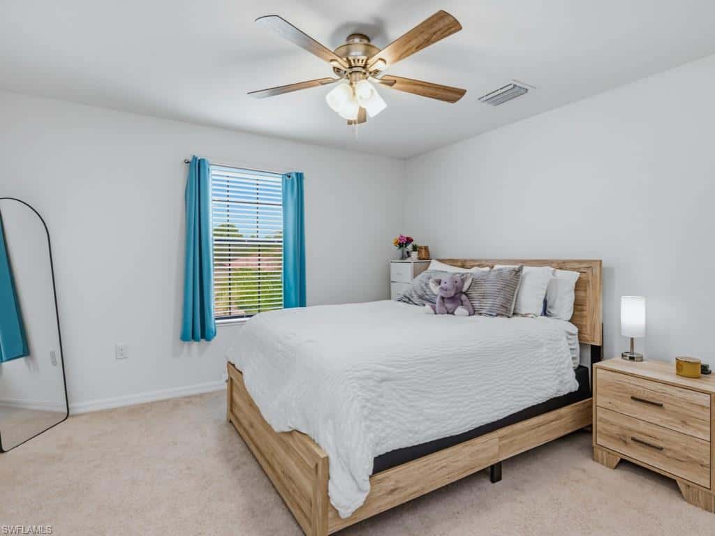 1577 Vizcaya Ln, Naples, photo 18