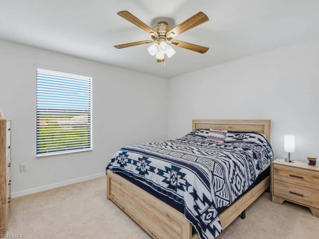 1577 Vizcaya Ln, Naples, photo 15