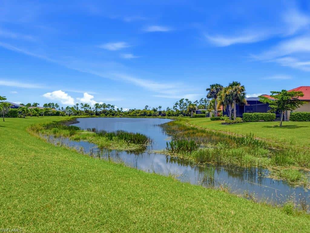 1577 Vizcaya Ln, Naples, photo 31