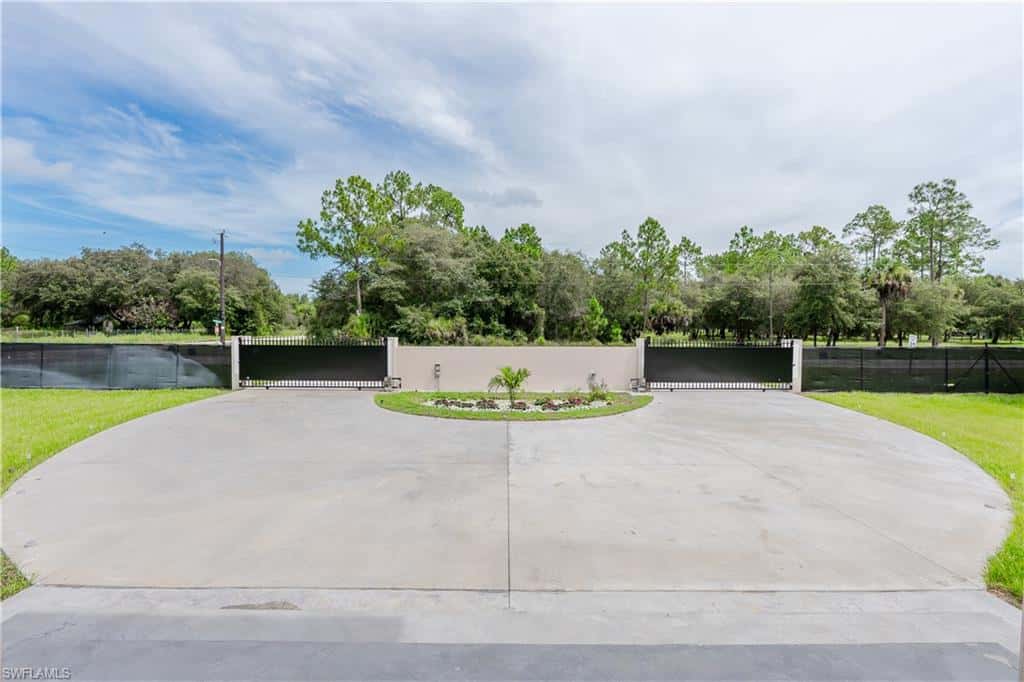 300 Montura Ave, Clewiston, photo 48