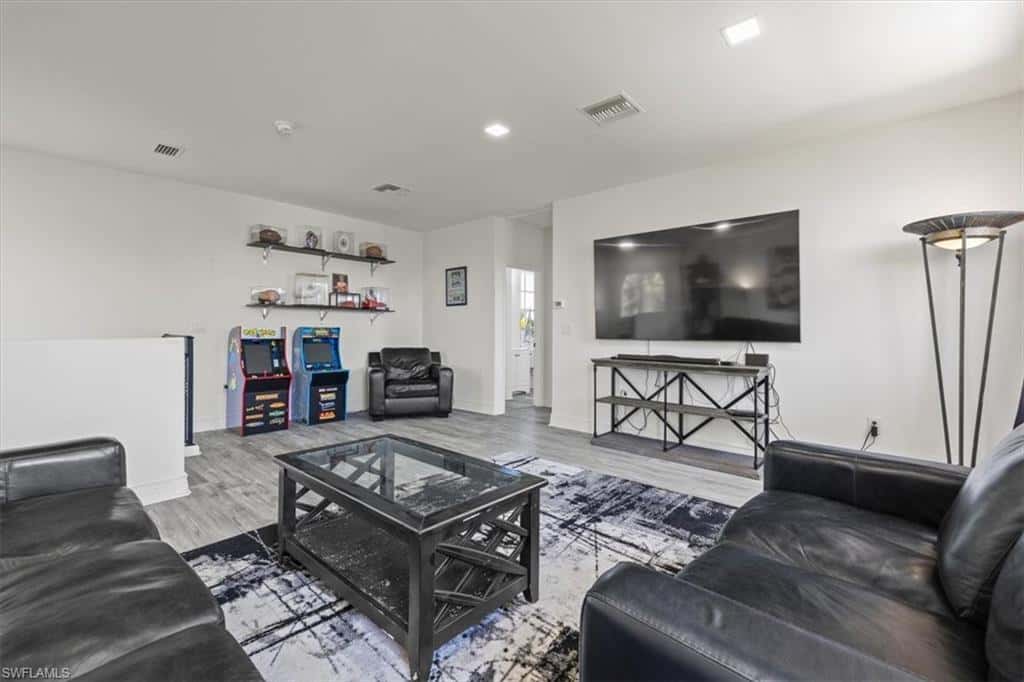3007 8th St, Lehigh Acres, photo 35
