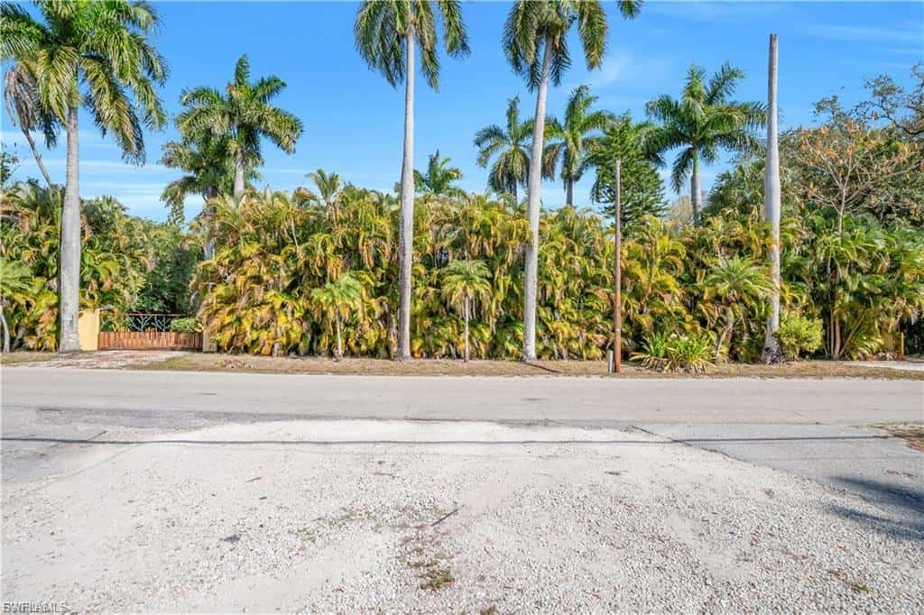 184 Mariana Ave, North Fort Myers, photo 30