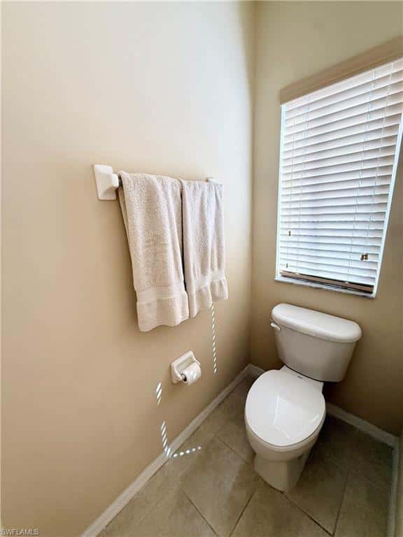 15470 Laguna Hills Dr, Fort Myers, photo 30