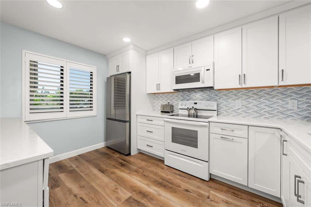 979 Gulf Dr #242, Sanibel, photo 6
