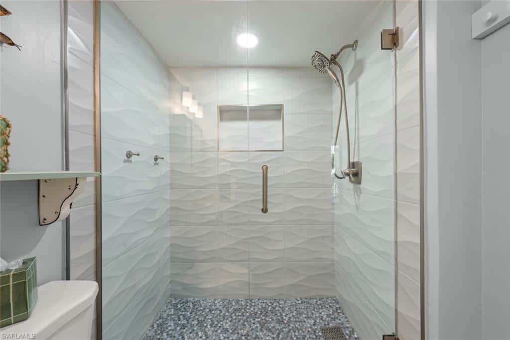 979 Gulf Dr #242, Sanibel, photo 32