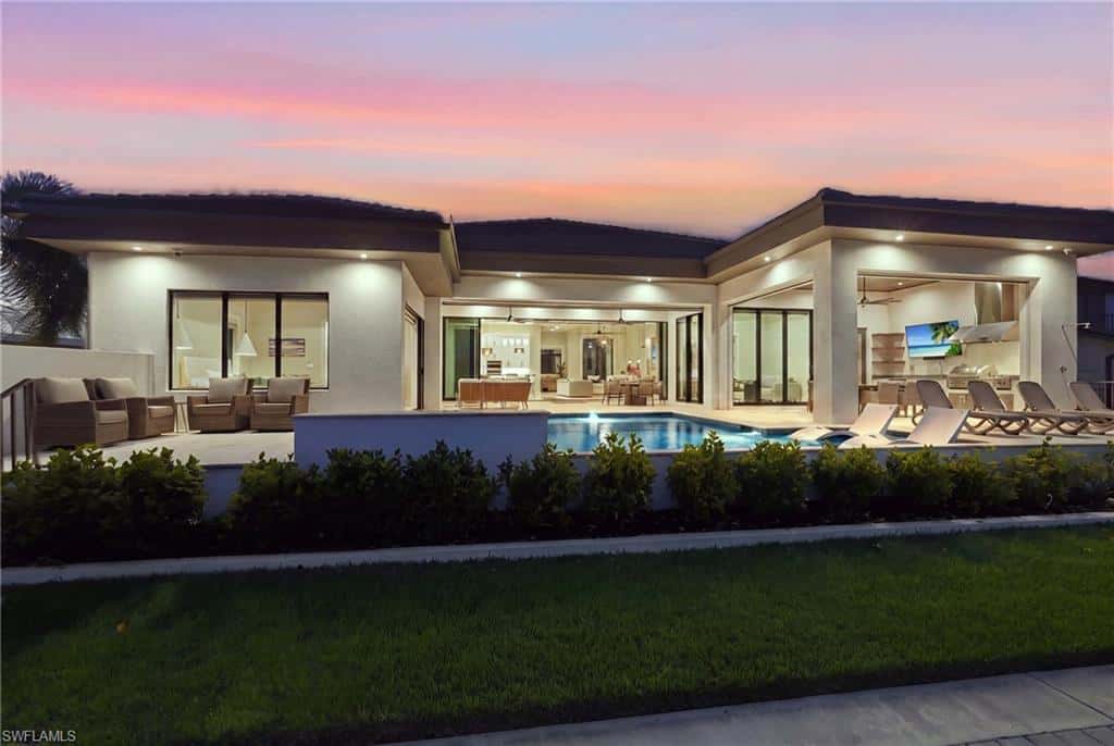 4949 Seville Ct, Cape Coral, photo 6