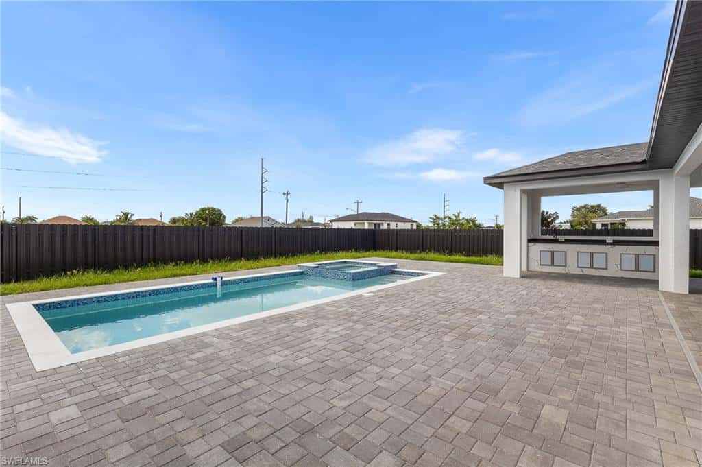 1018 Juanita Pl, Cape Coral, photo 32