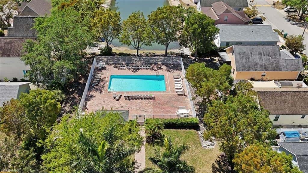 254 Leawood Cir, Naples, photo 26