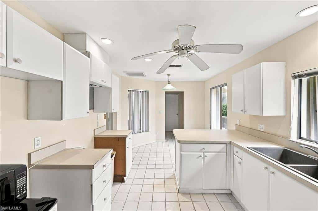 6022 Westbourgh Dr, Naples, photo 8