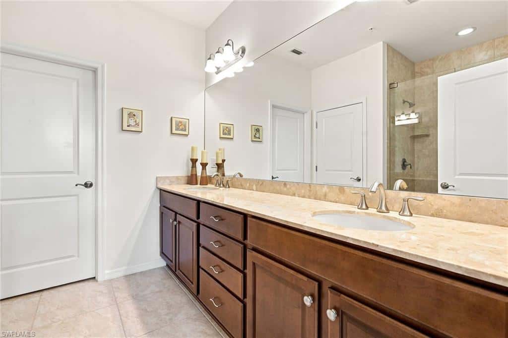 15157 Palmer Lake Cir #202, Naples, photo 18