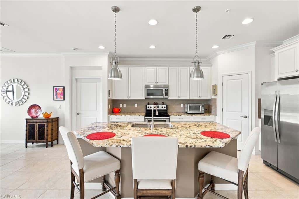 15157 Palmer Lake Cir #202, Naples, photo 11