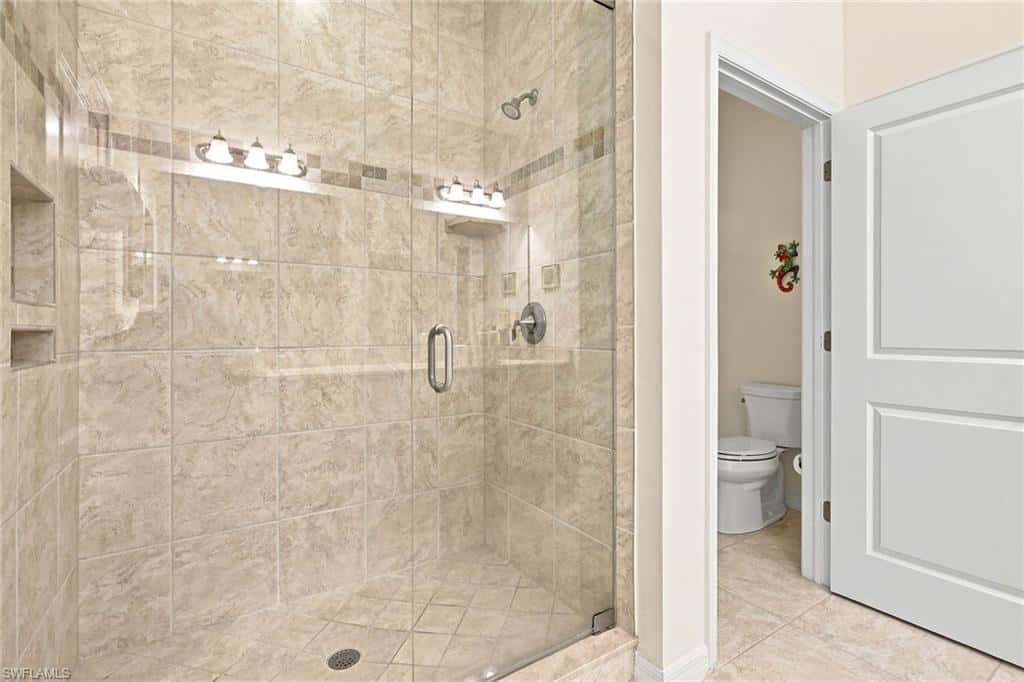 15157 Palmer Lake Cir #202, Naples, photo 19