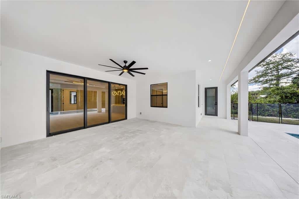 533 6th St, Naples, photo 27