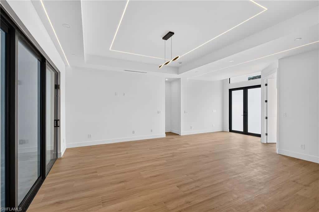 533 6th St, Naples, photo 36
