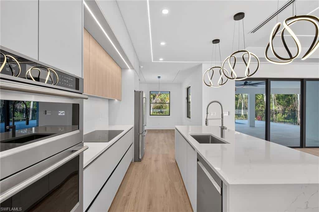 533 6th St, Naples, photo 38
