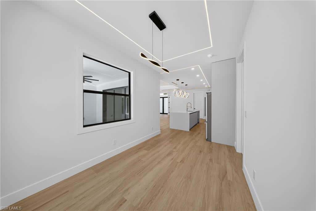 533 6th St, Naples, photo 14