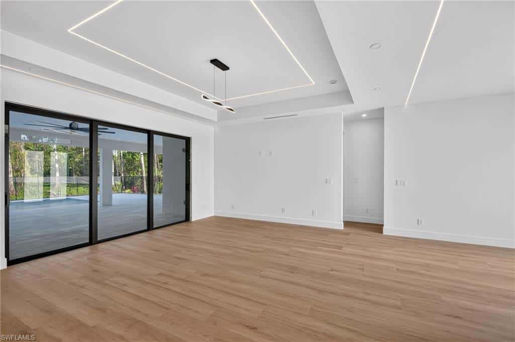 533 6th St, Naples, photo 35