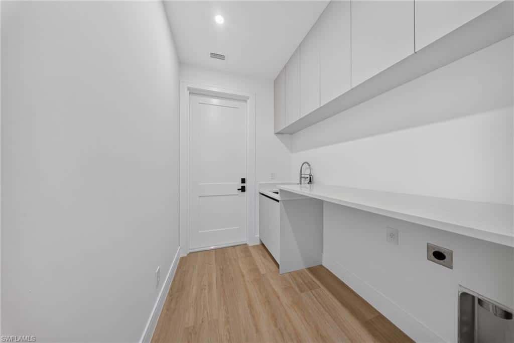 533 6th St, Naples, photo 25