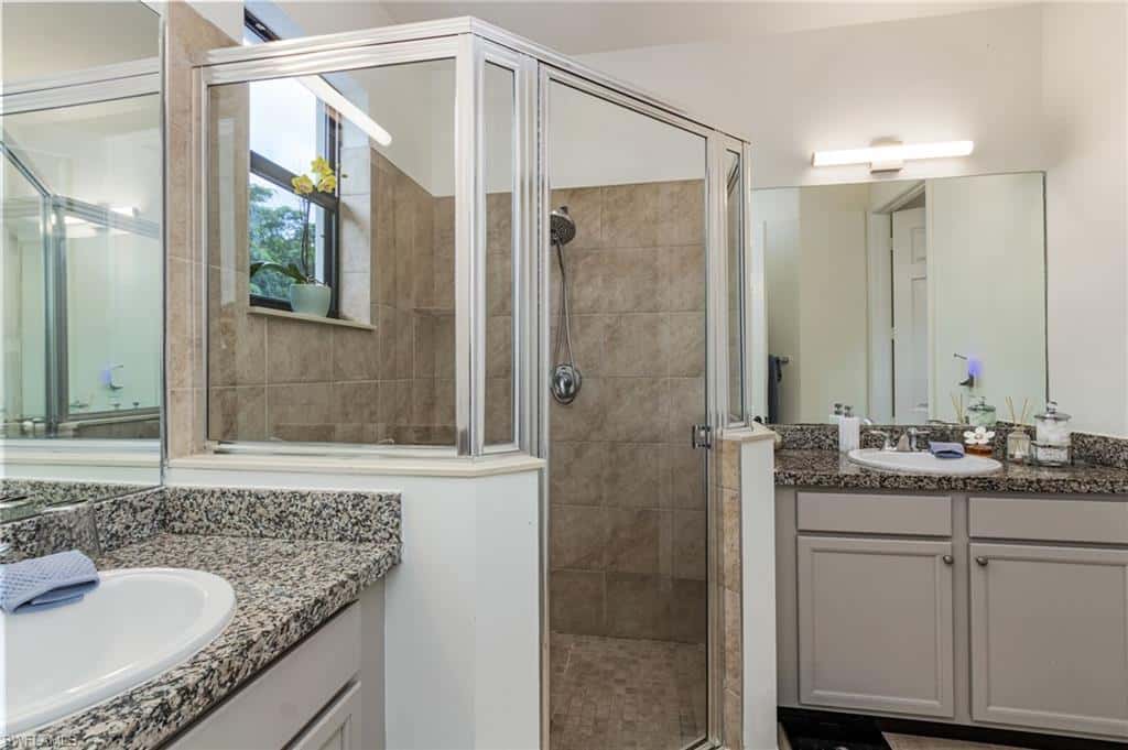 8785 Madrid Cir, Naples, photo 6
