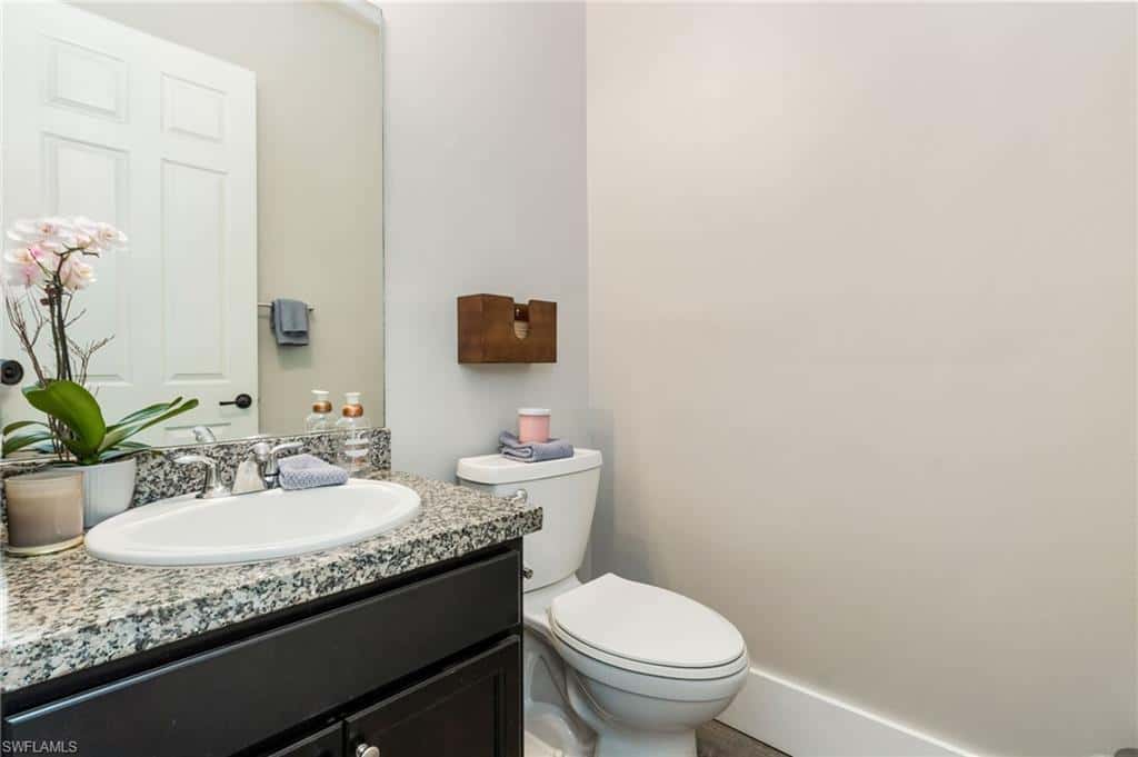 8785 Madrid Cir, Naples, photo 22